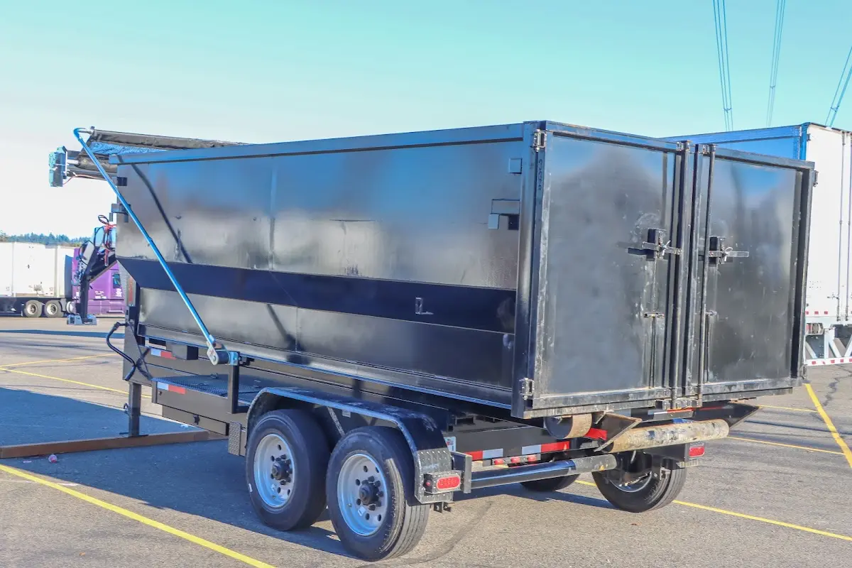 Commercial Dumpster Rental in East Grand Forks, MN